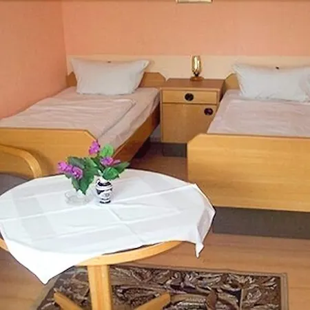 Hotel Ottersleben 3*