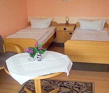 Hotel Ottersleben 3*