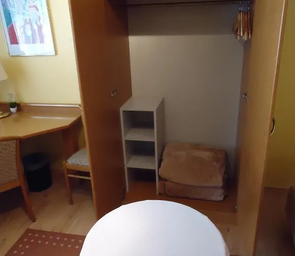 奥特斯勒本酒店 酒店